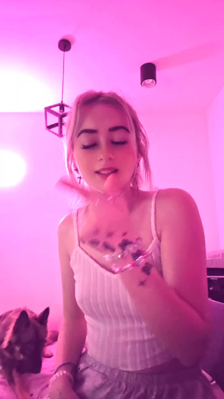 @Daria