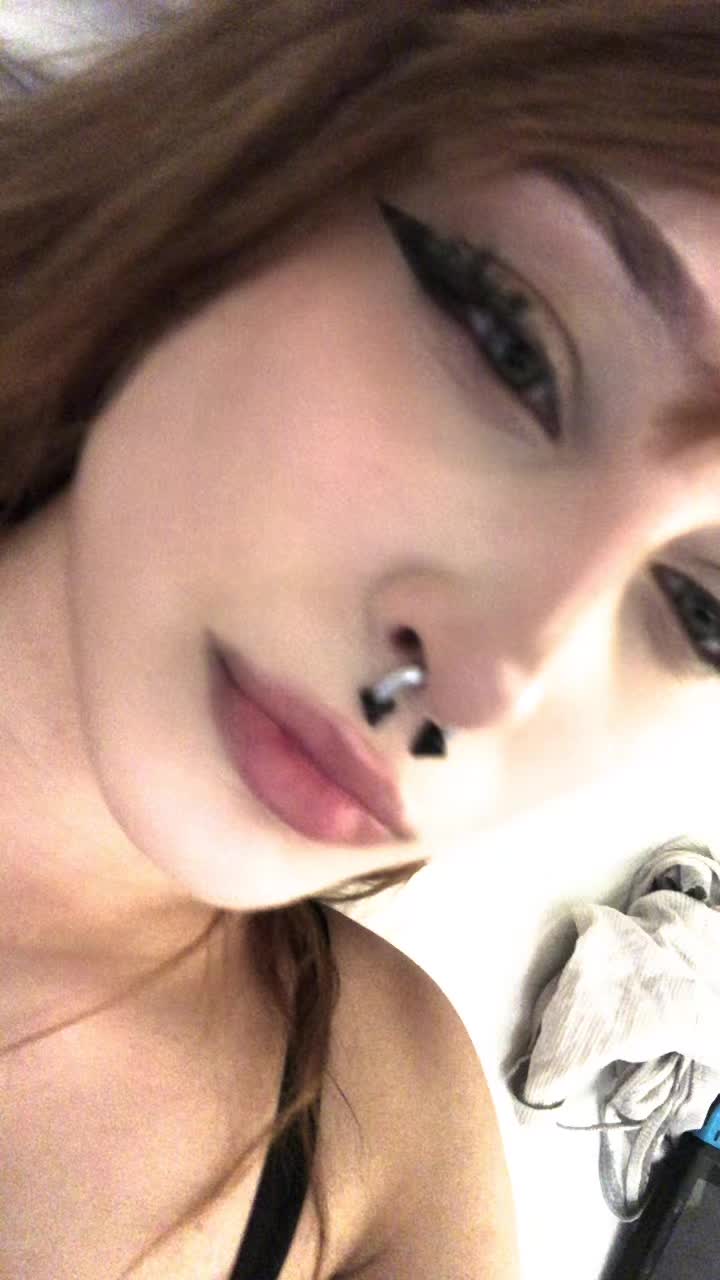 @🦇🇩🇪🎈