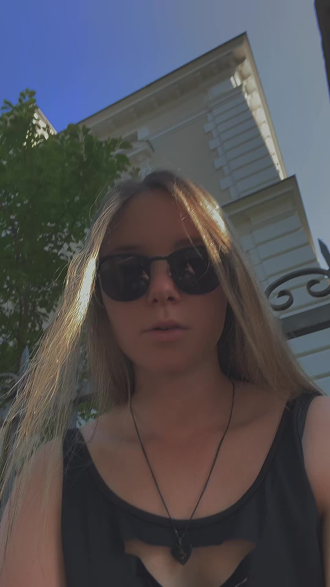 @Lena.pltdr