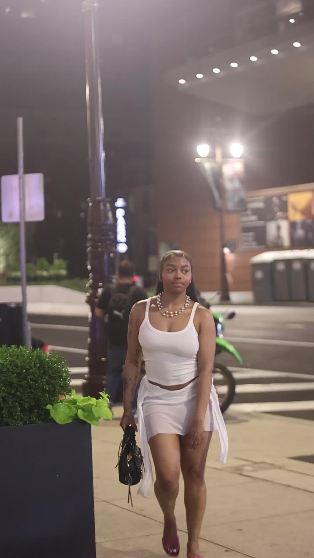 @Djsavage215