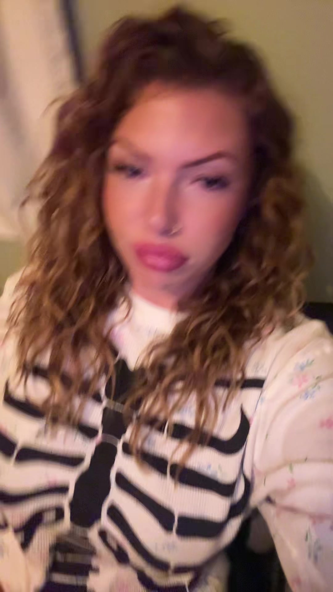 @Bella