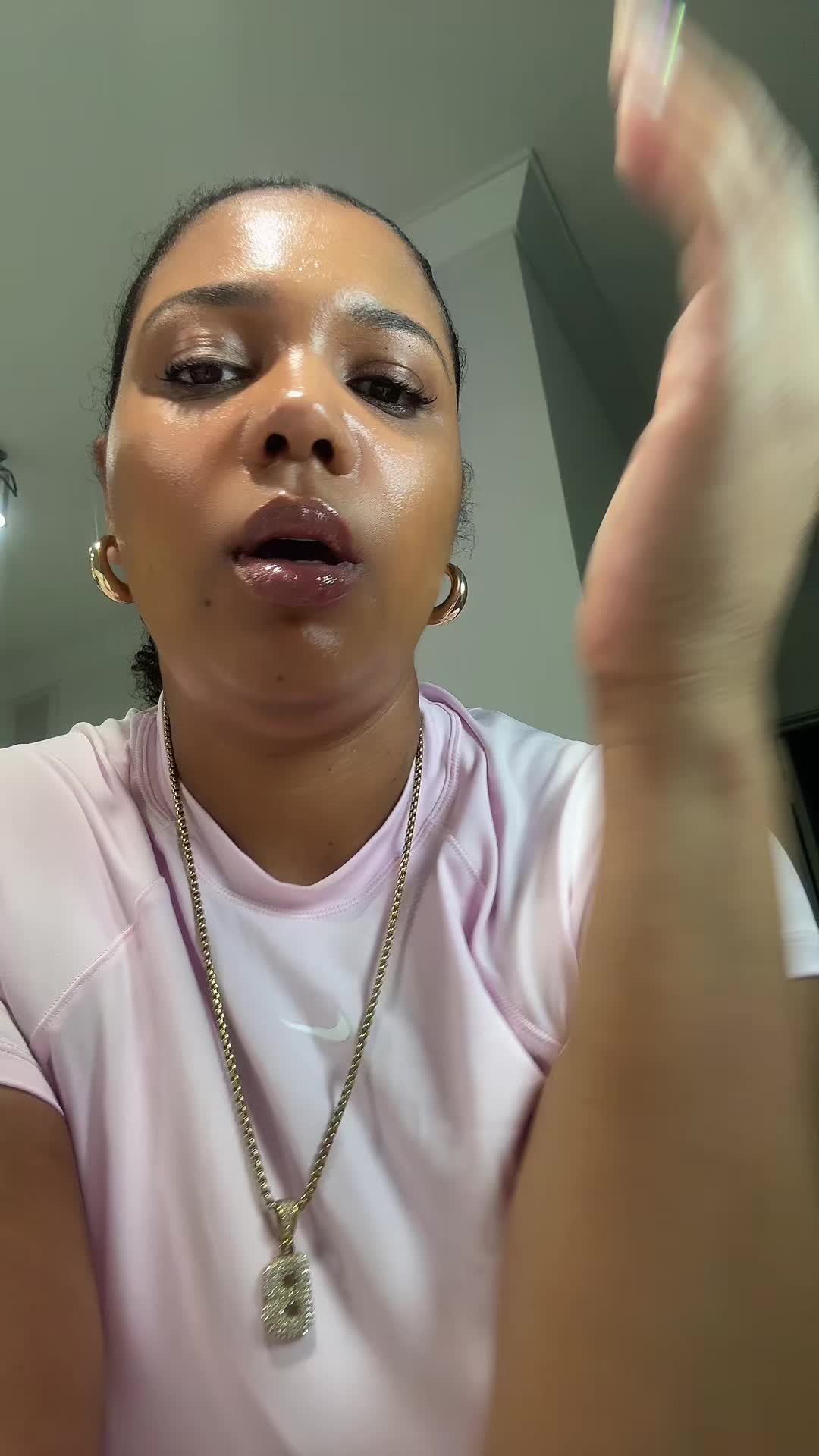 @twinnemom1
