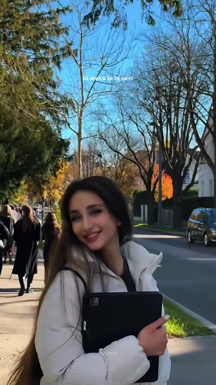 @Kurdish Girl 🌤️