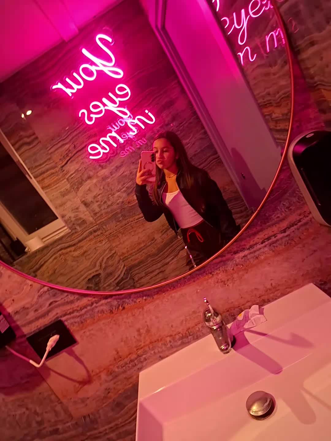 @Sharondellafemine✨️😘