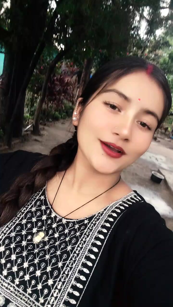 @Aarushi 🎀📿