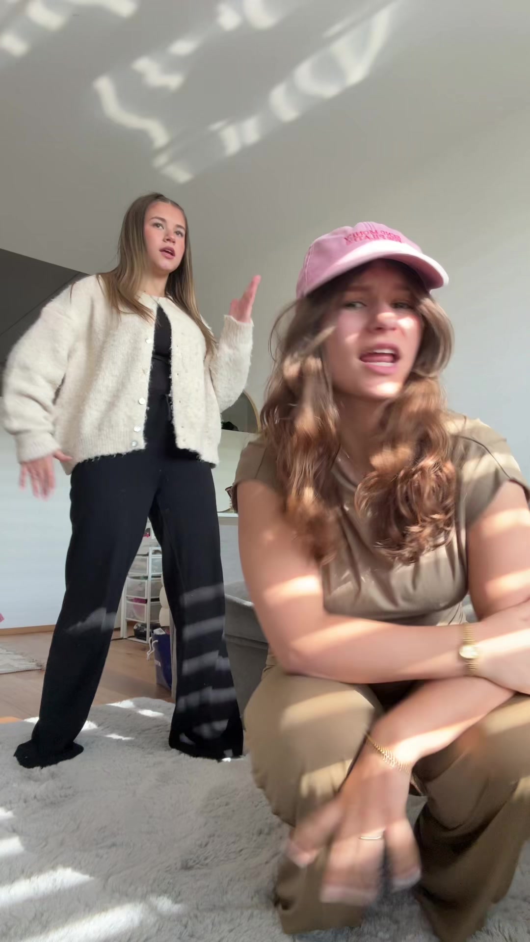 @movezfamily