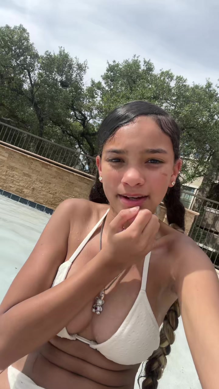@Lightskin queen 👸🏽
