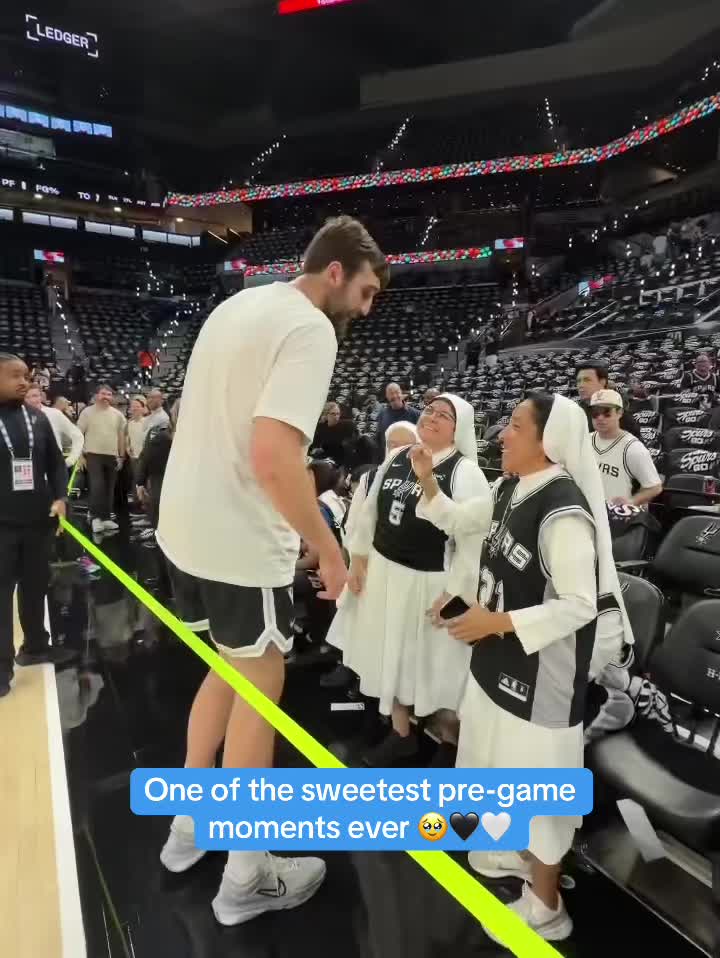 @theesportsgirl
