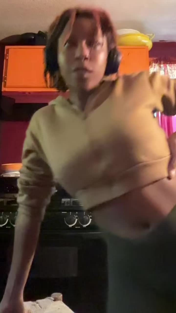 @SmirskyMonroe