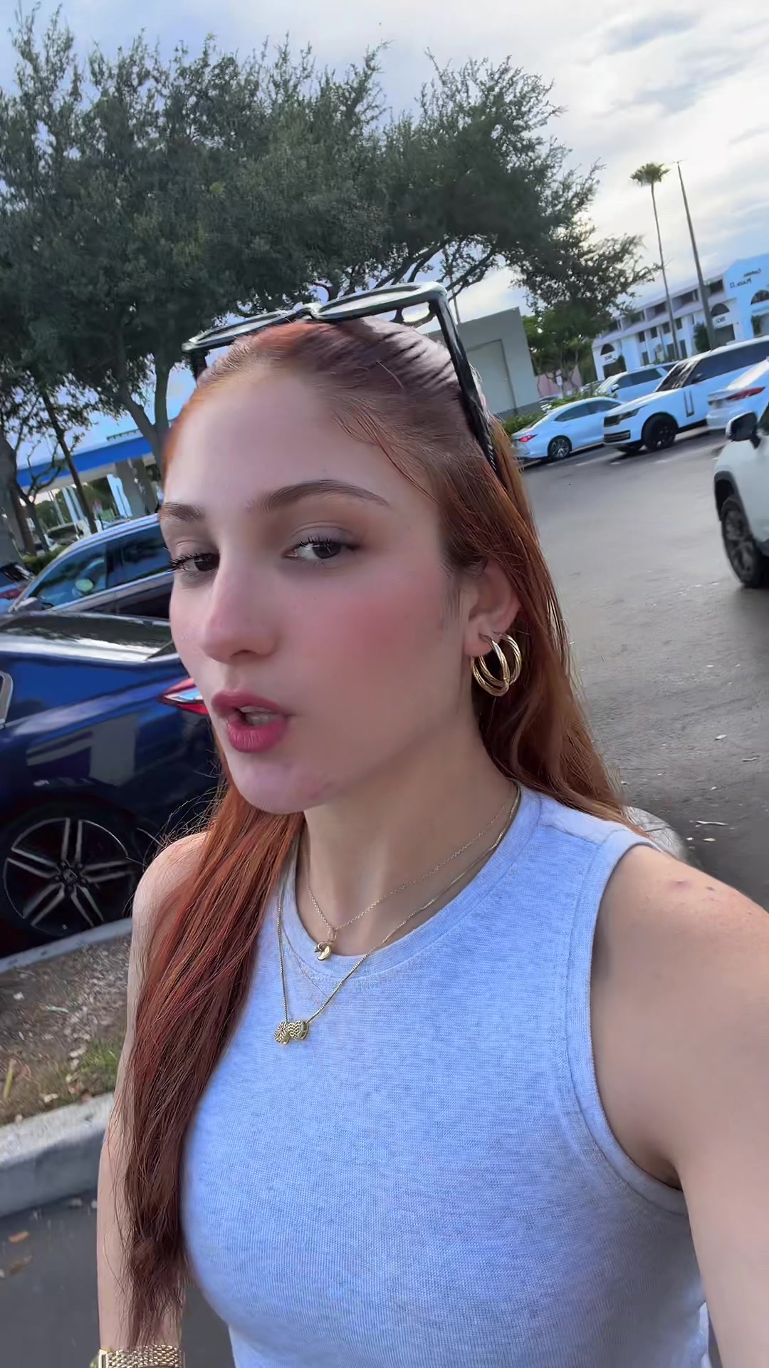 @Baby Gómez