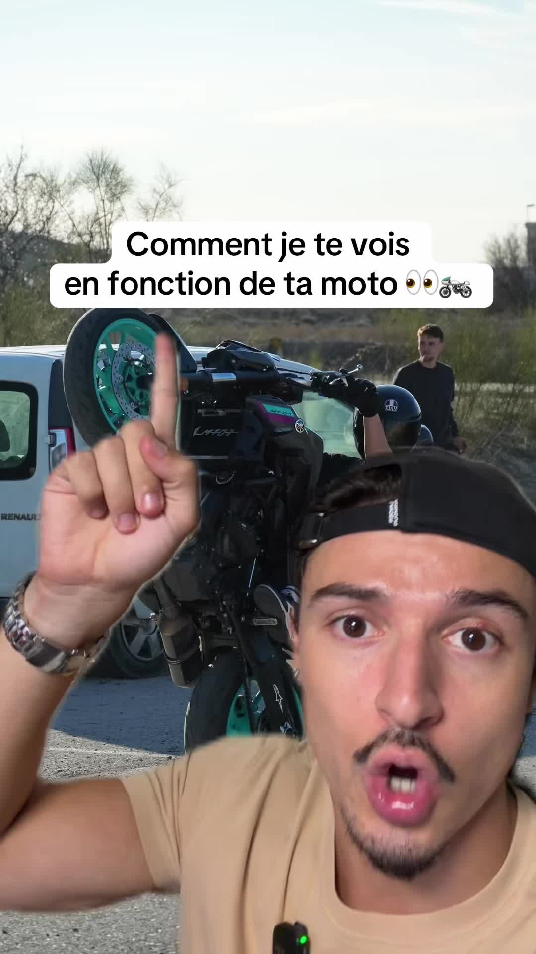 @AKIRO