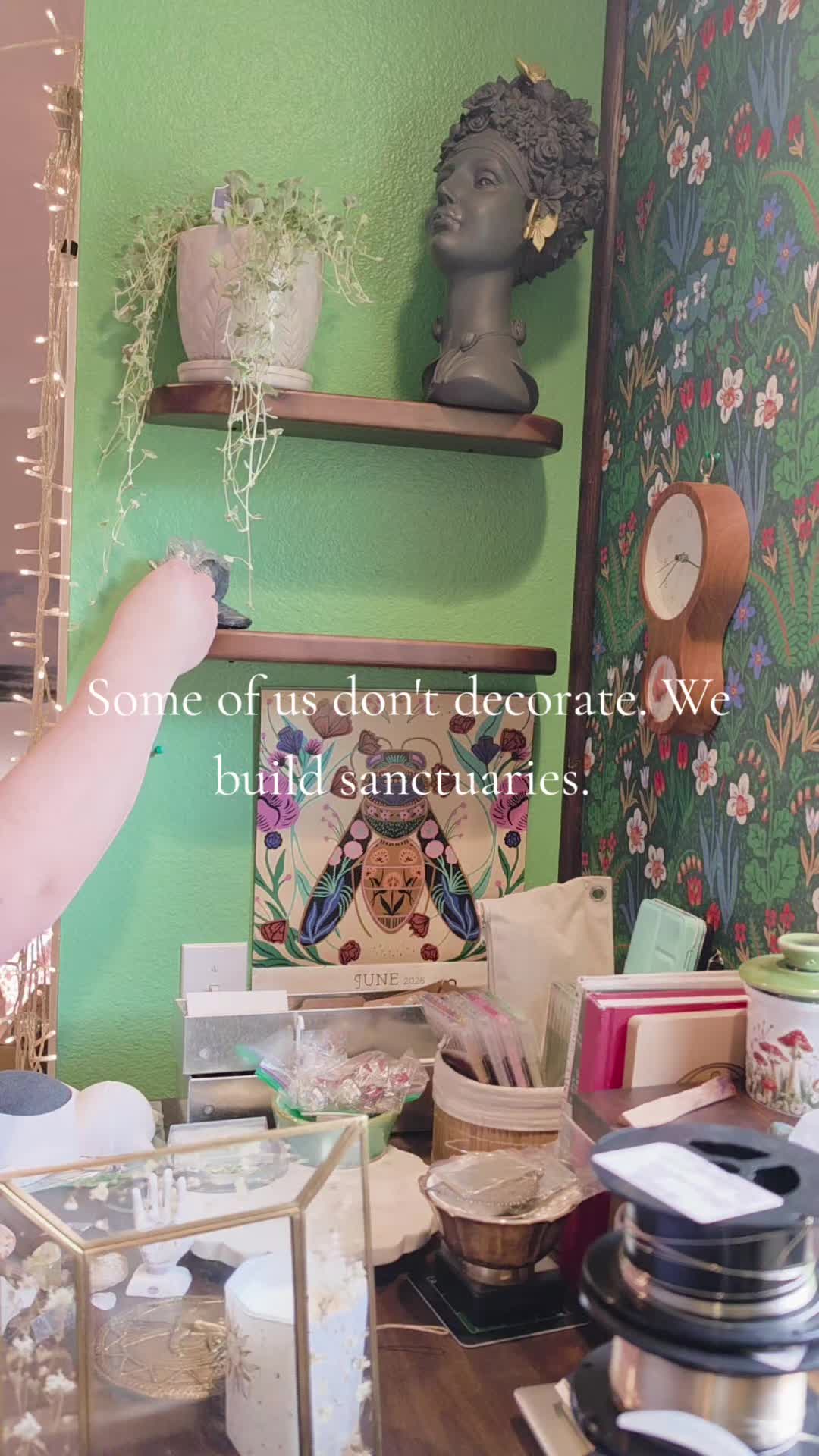 @Augustembersdesigns
