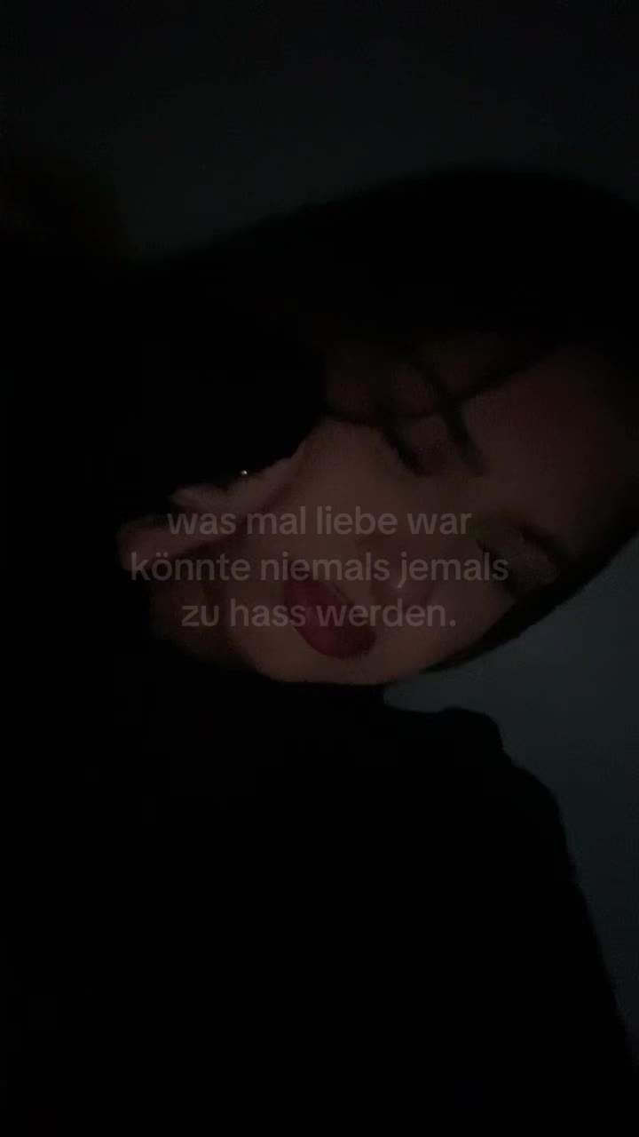 @⃟