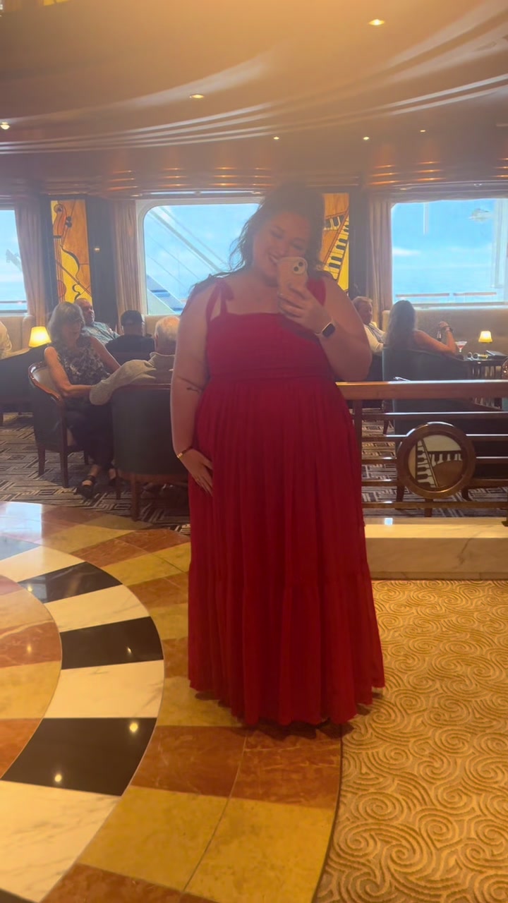@Claire Plus Size Fashion