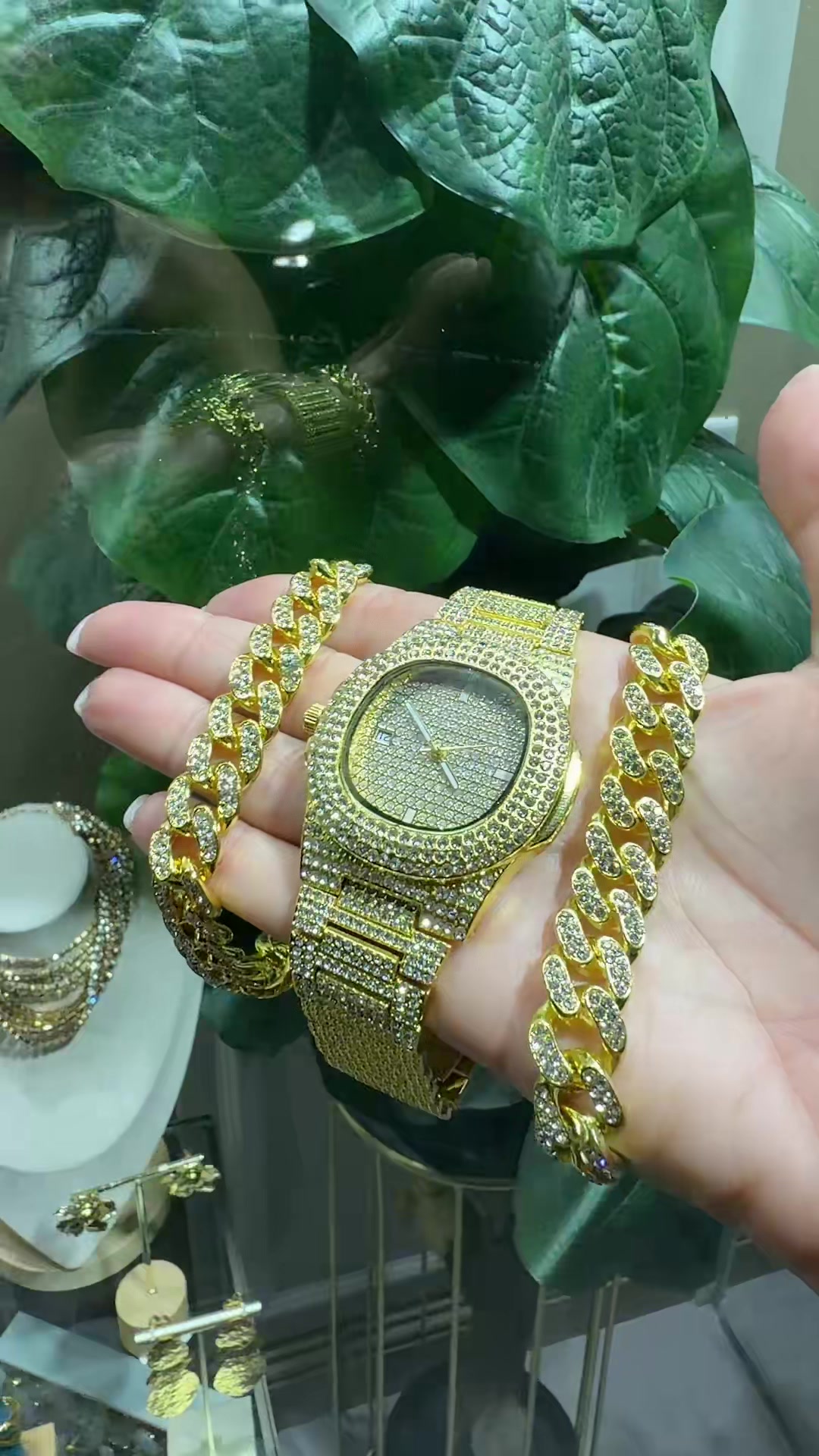 @Donna più luxury shop online