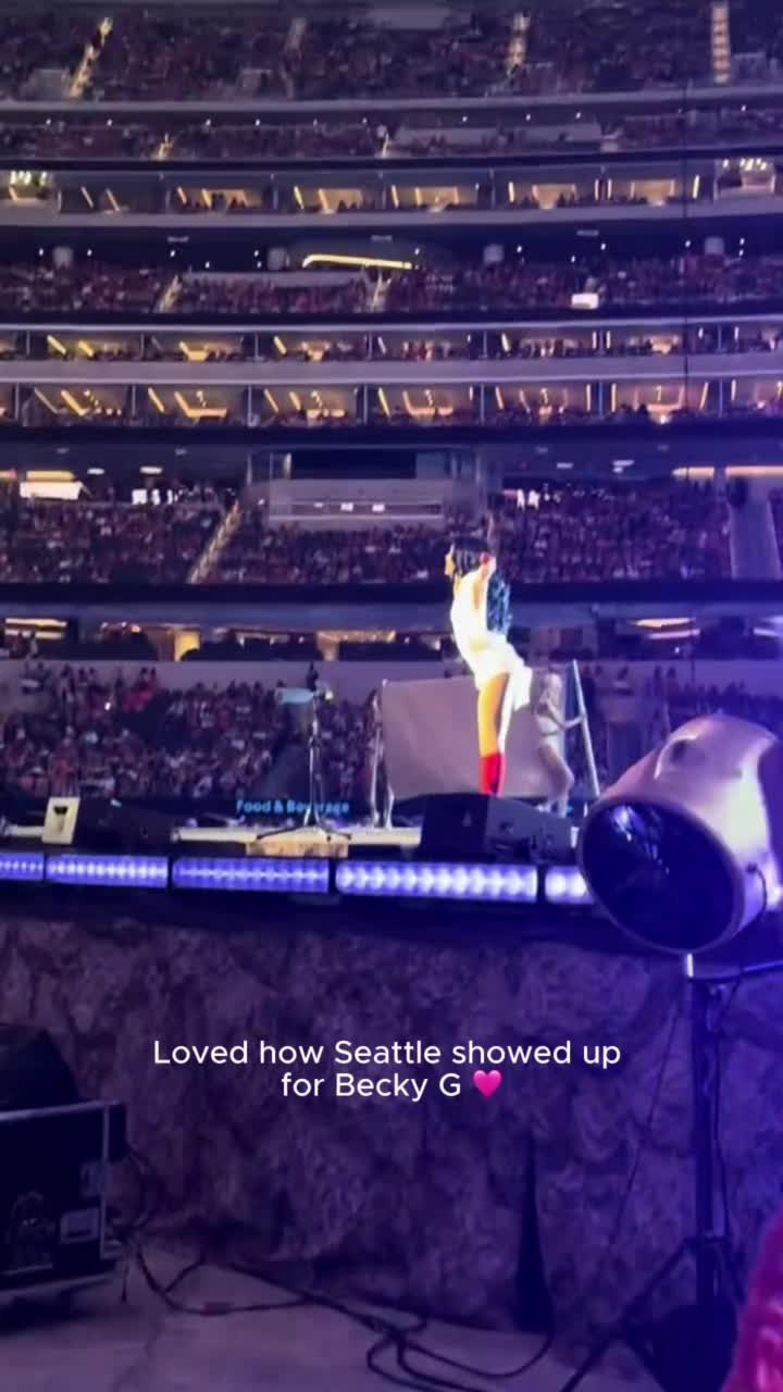 @Becky G Fanpage