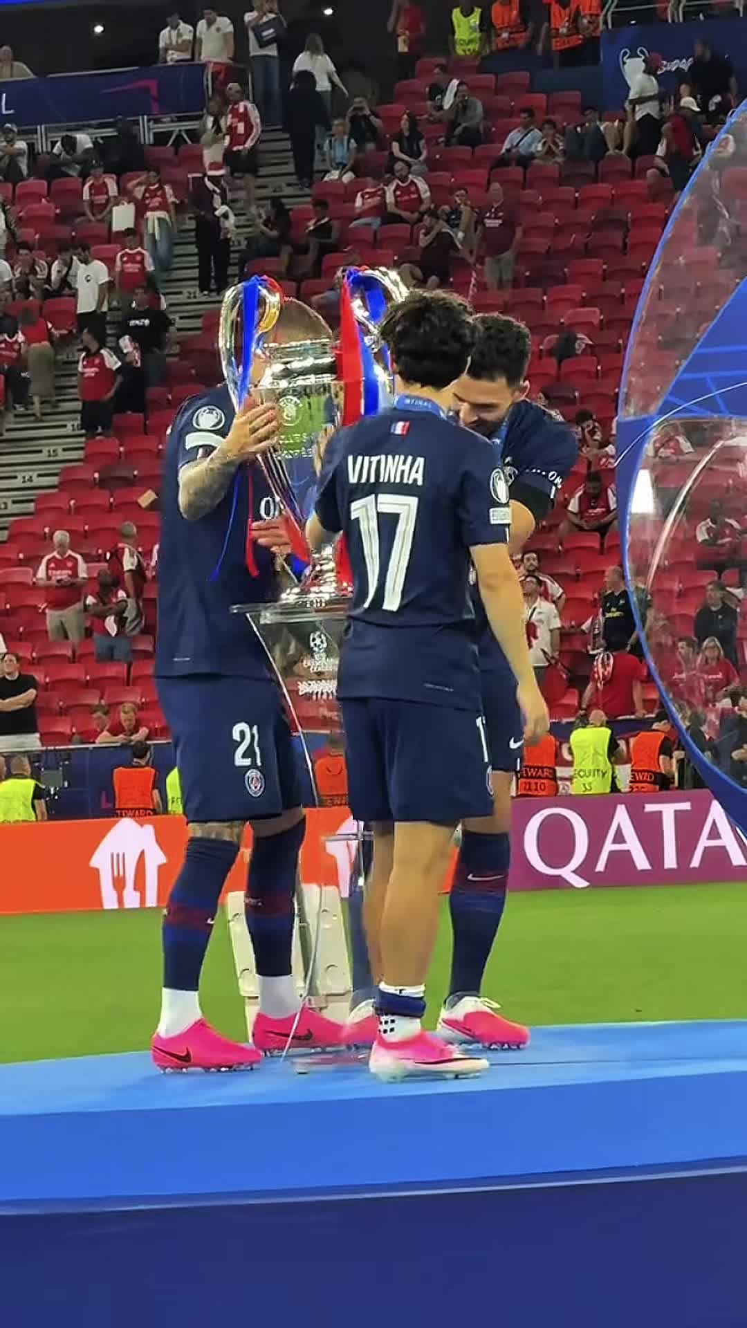 @Fútbol del mundo