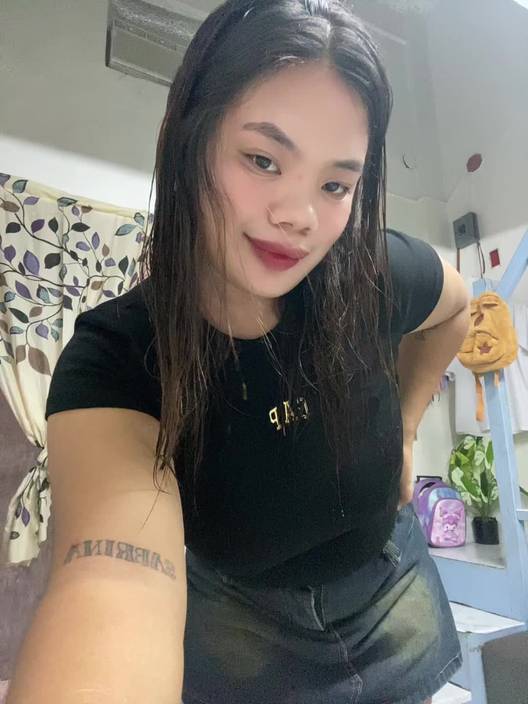 @Ella 🦋