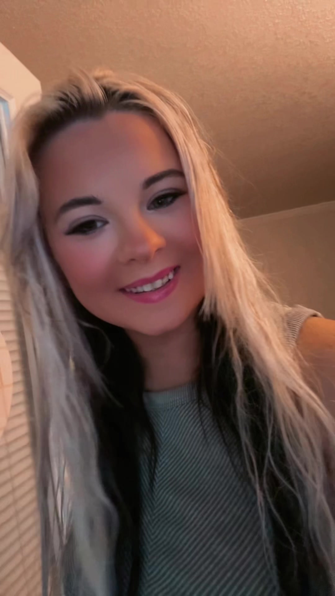 @adrianna ๐ค๐