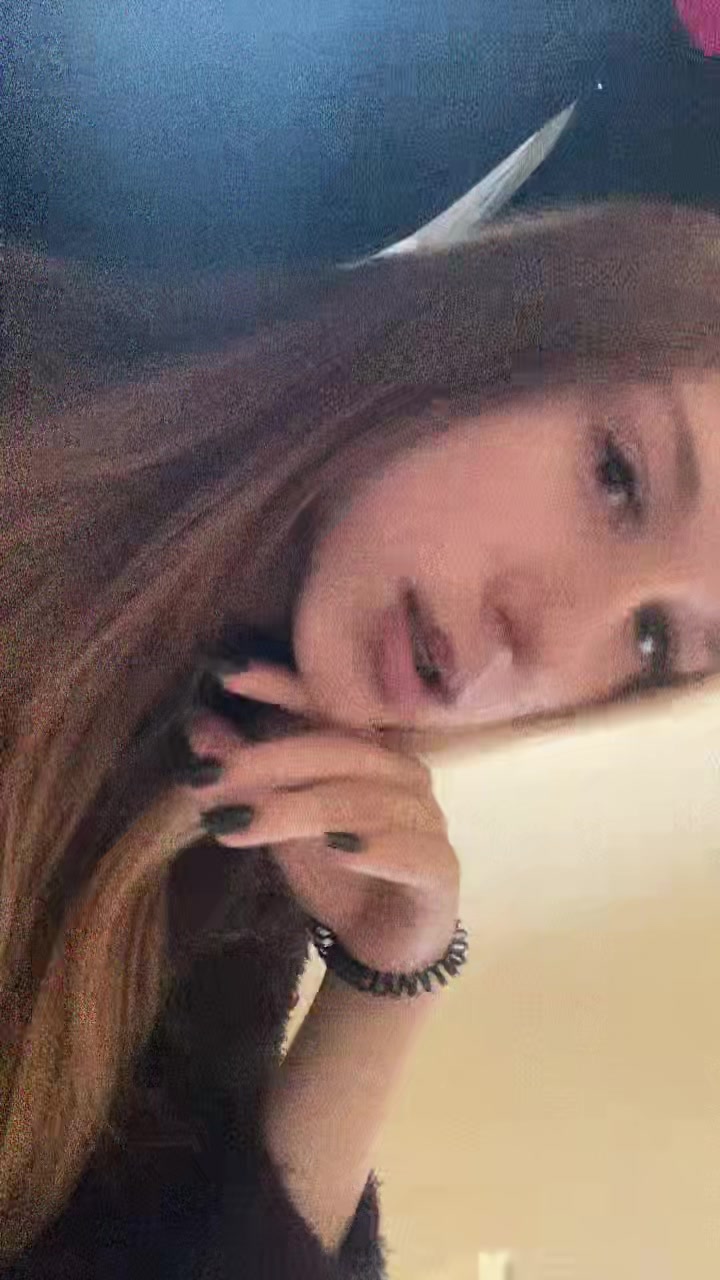@клубничная