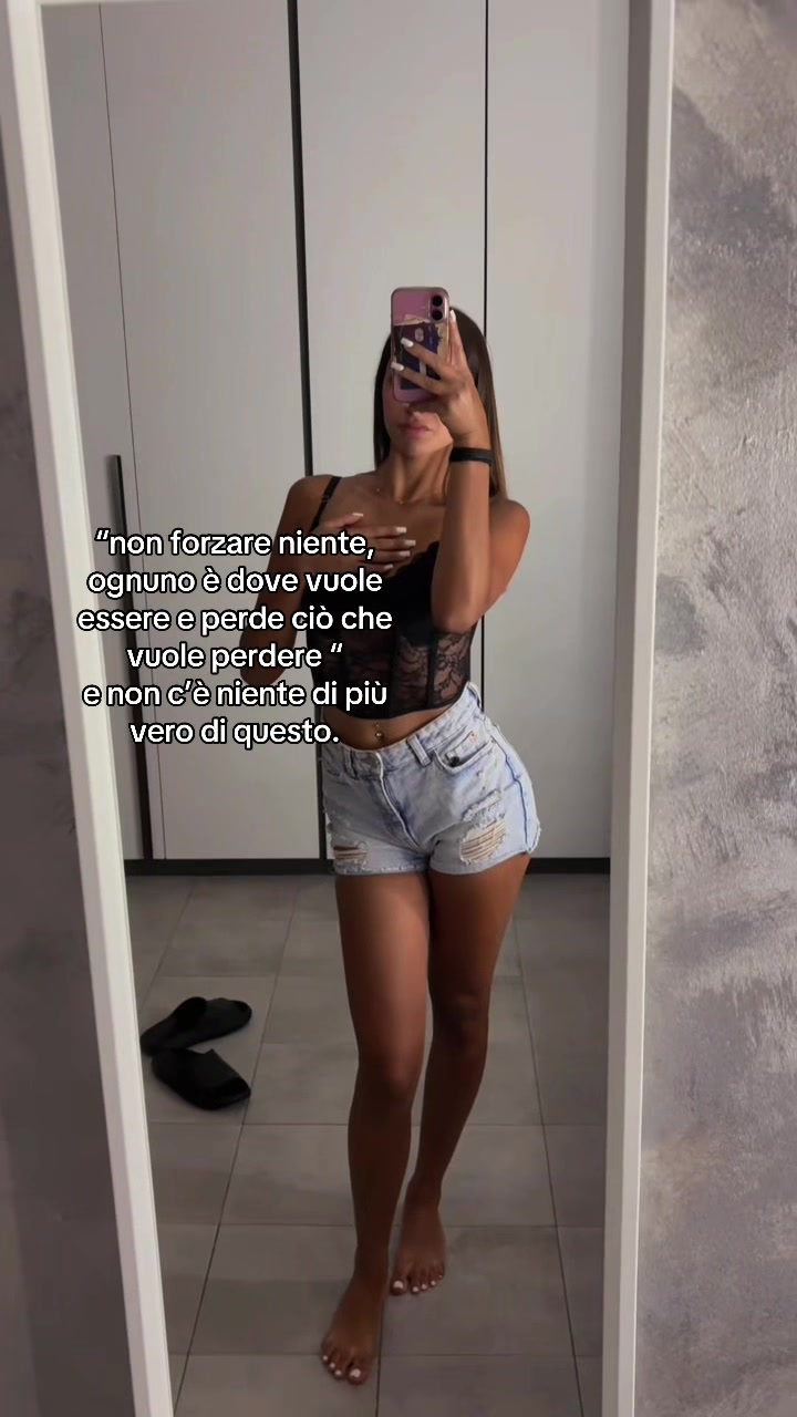 @𝟙𝟠
