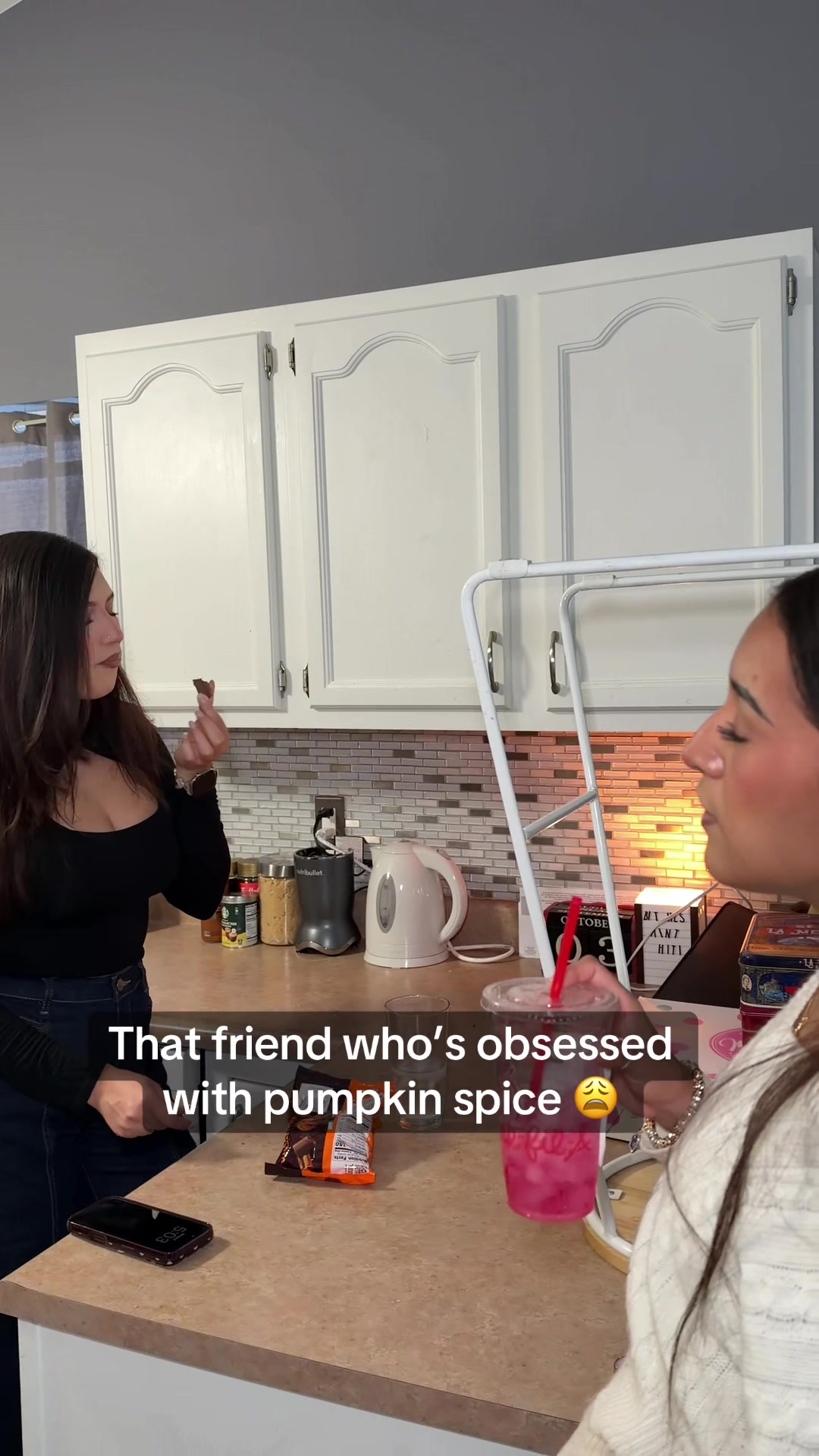 @Hermanas&ensp;V