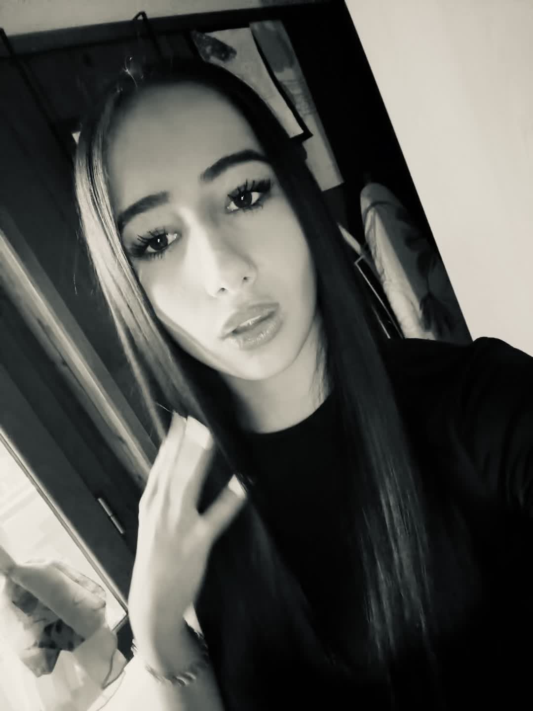 @𝓰𝓻𝓮