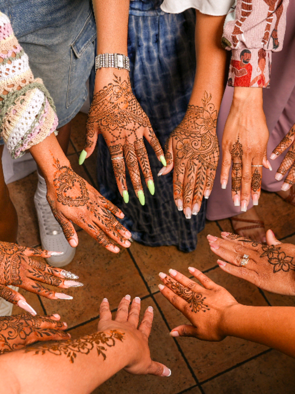 @essentialhenna