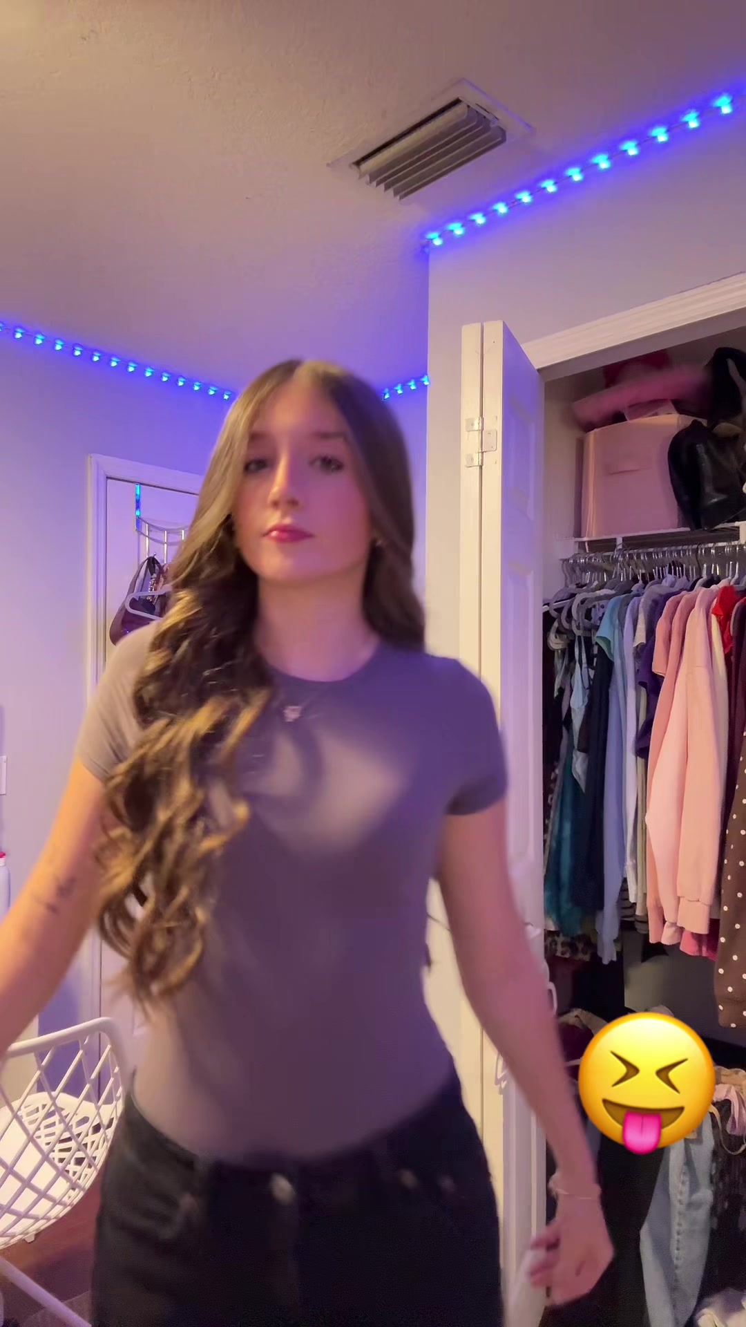 @Emmmaa