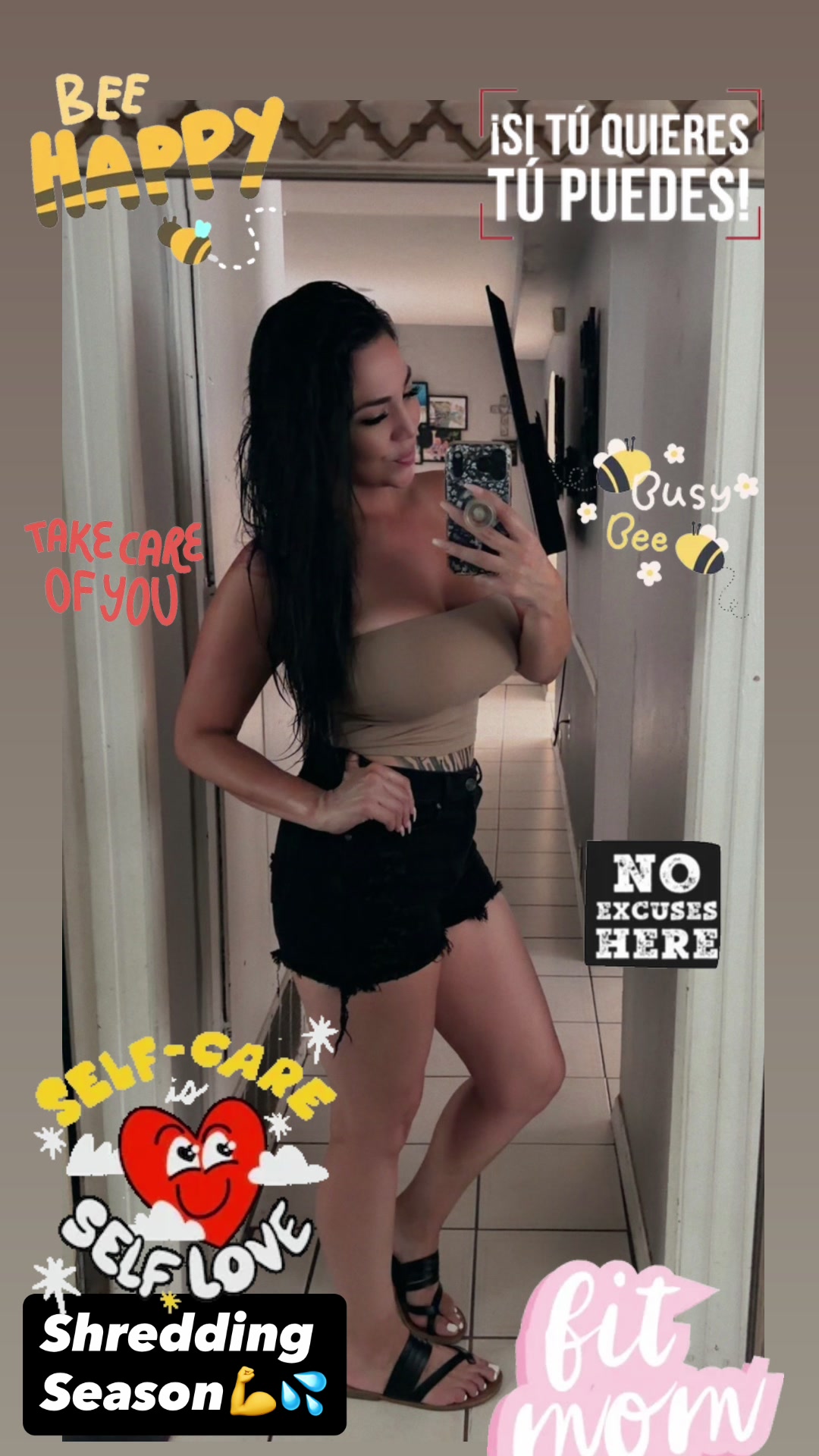 @Bella_B_