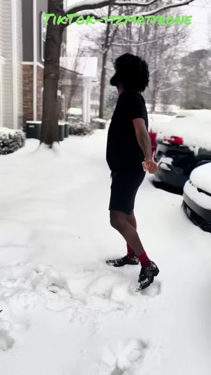 @ItZmrtyrone