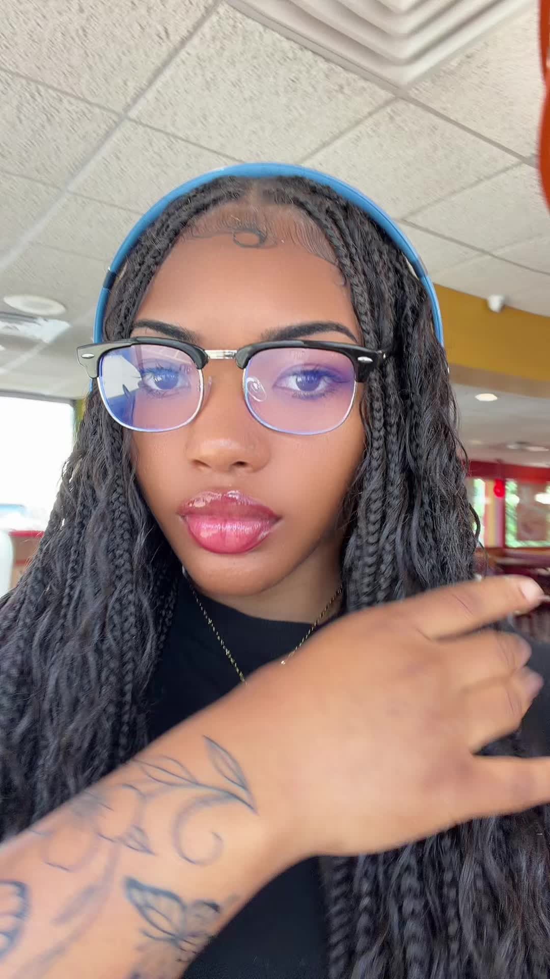 @tanii🇧🇸💕