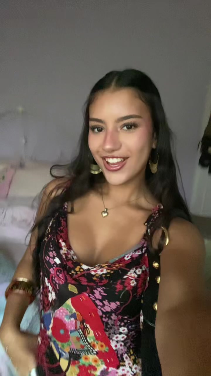 @Valeeeee 💕