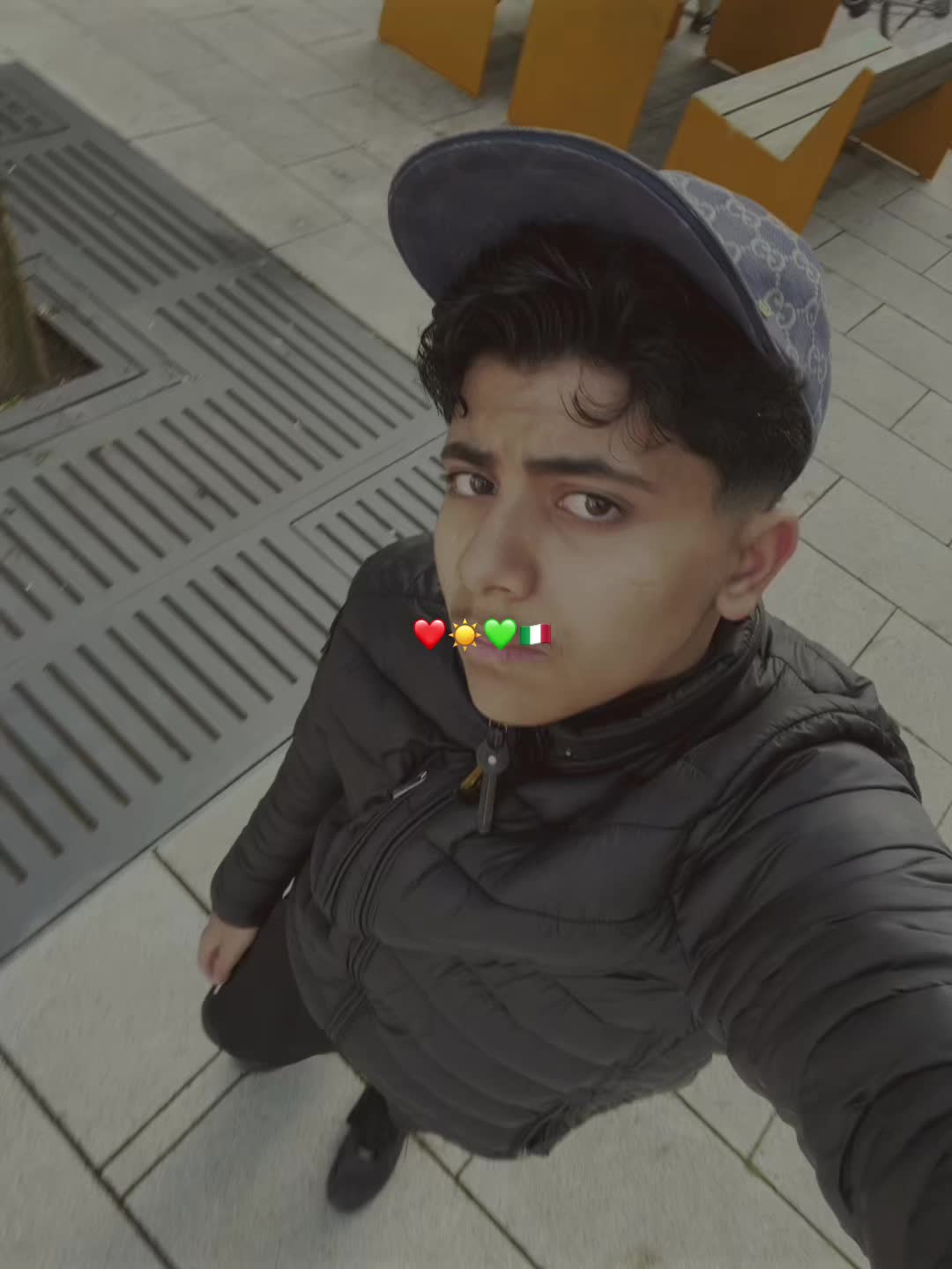 @F a r z i n