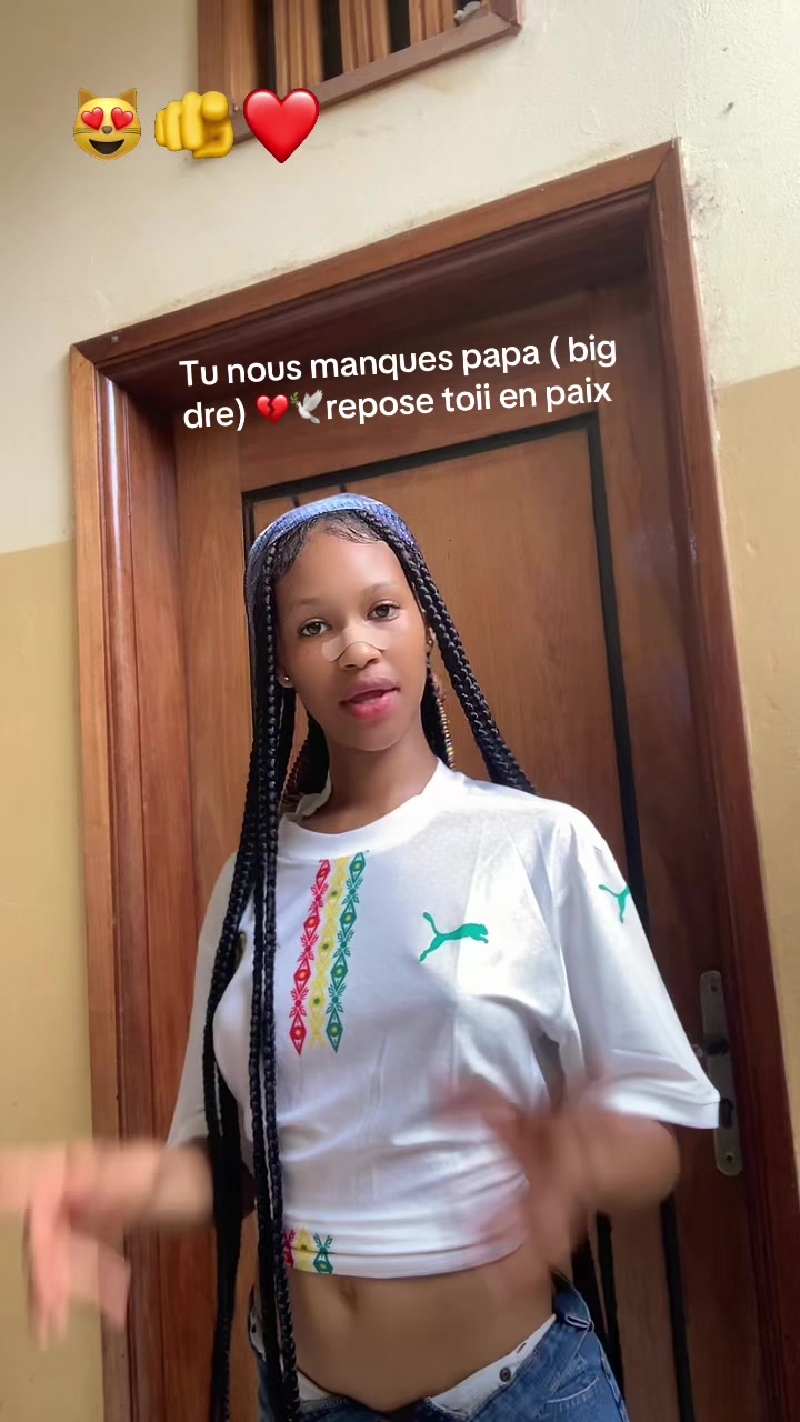 @Mira belle actrice