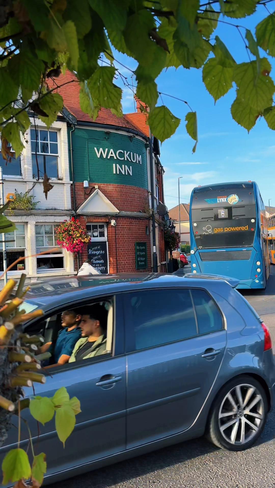 @Wackum_Inn