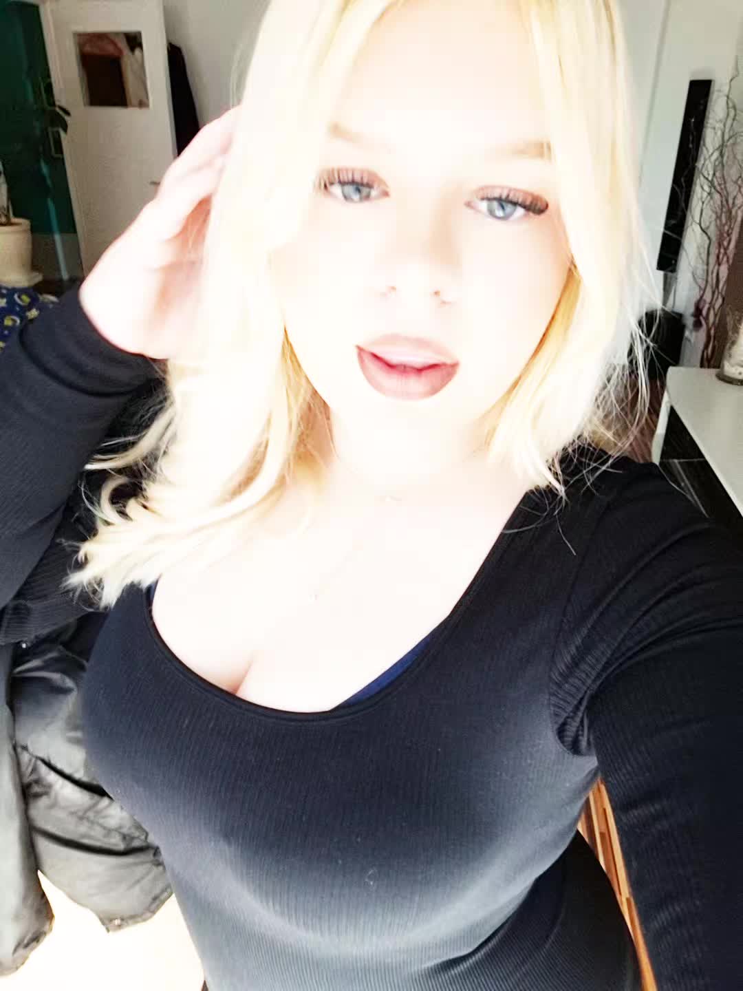 @Ju