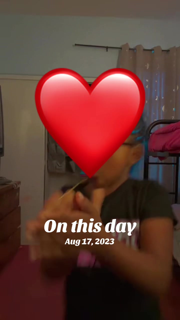 @ChelleyB0SS