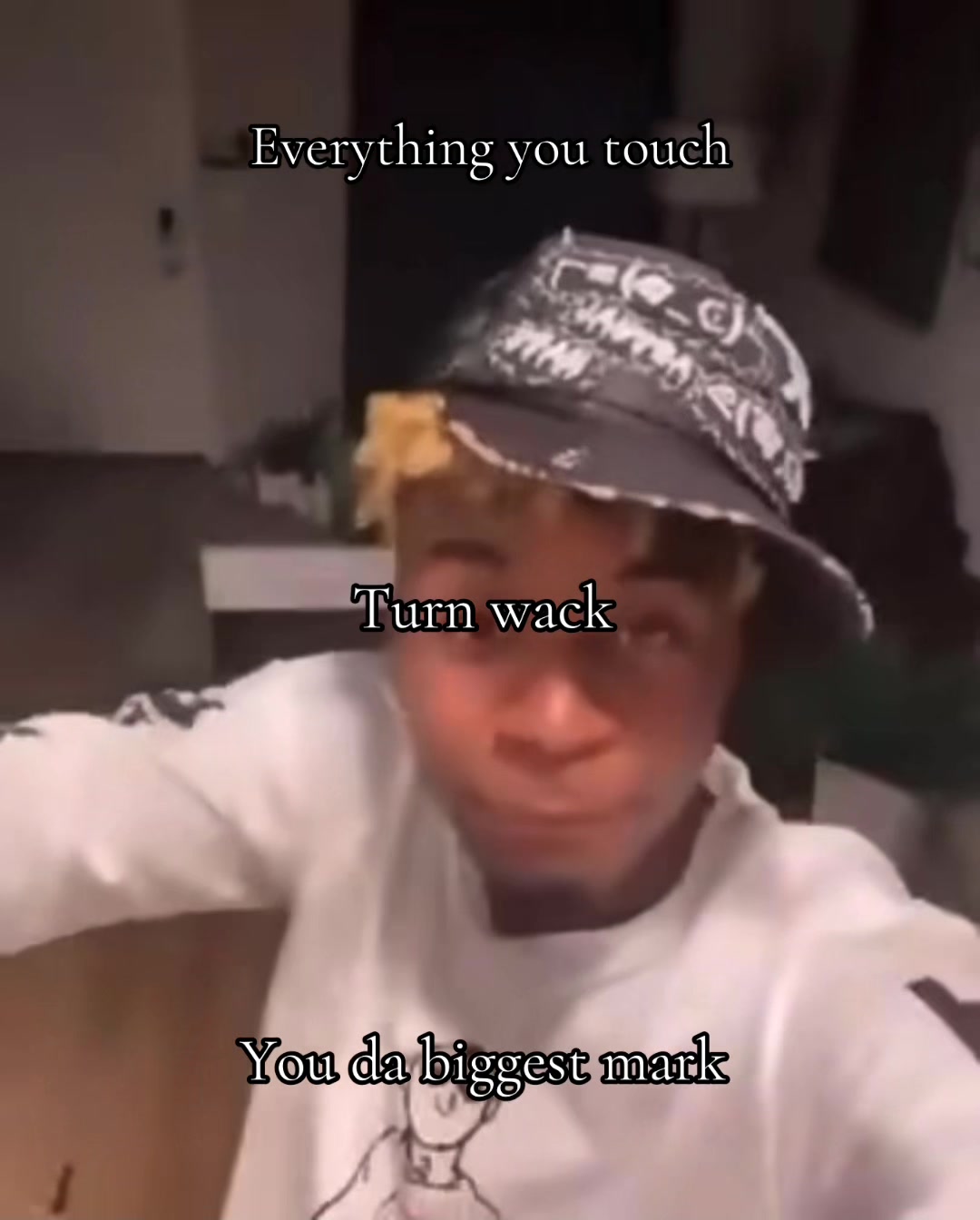 @𐕣 V 𖤐 M P 𐕣