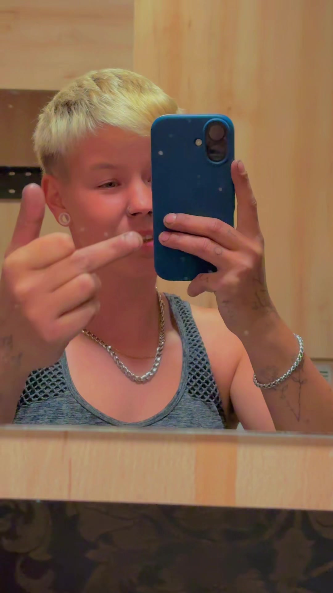 @x__sissi__x