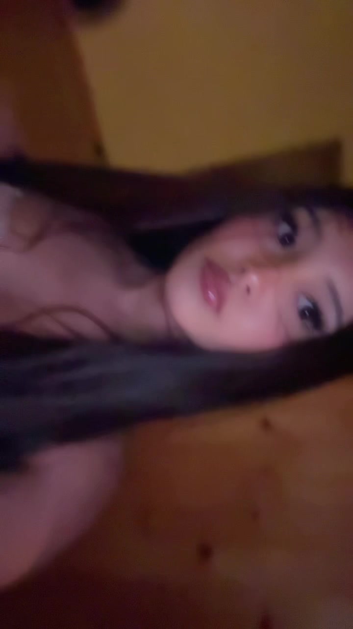 @⦻