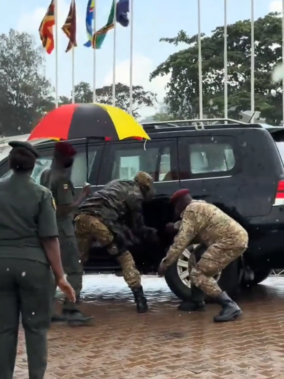 @Yoweri Kaguta Museveni