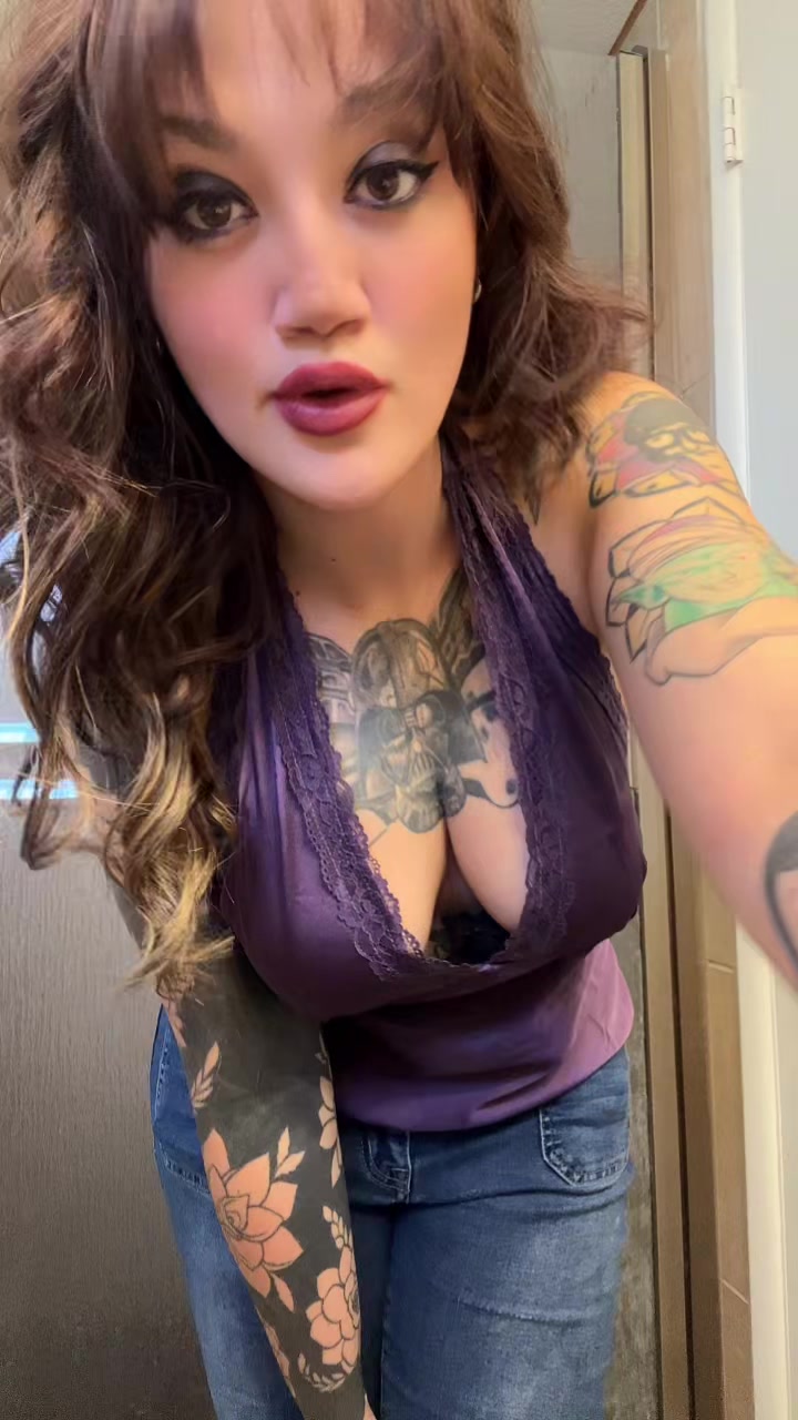 @fatbottomghoul