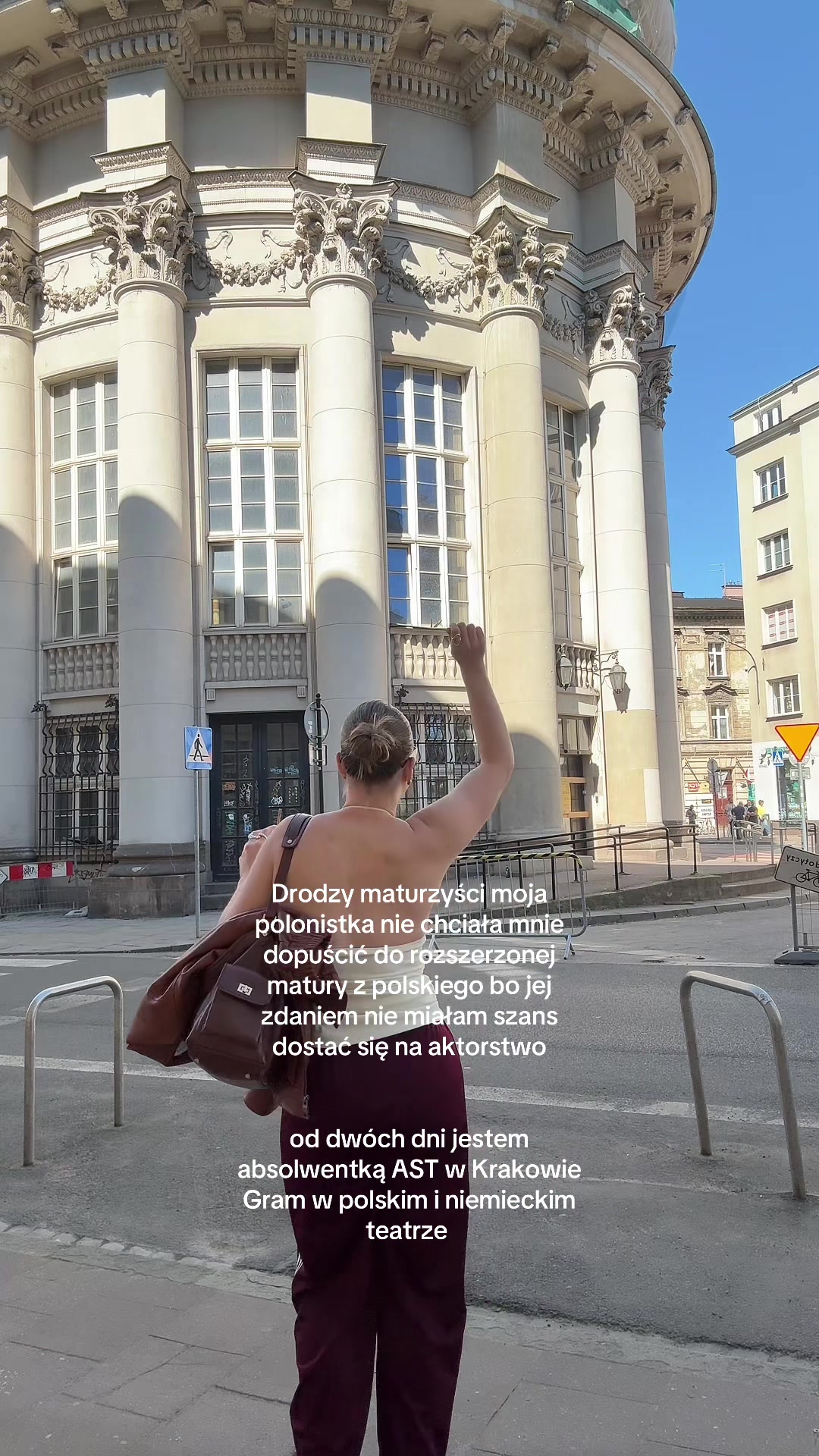 @Julia | IG @itsjasinska ⭐️