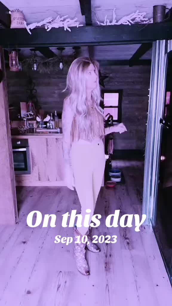 @Just_Debbie 🏹