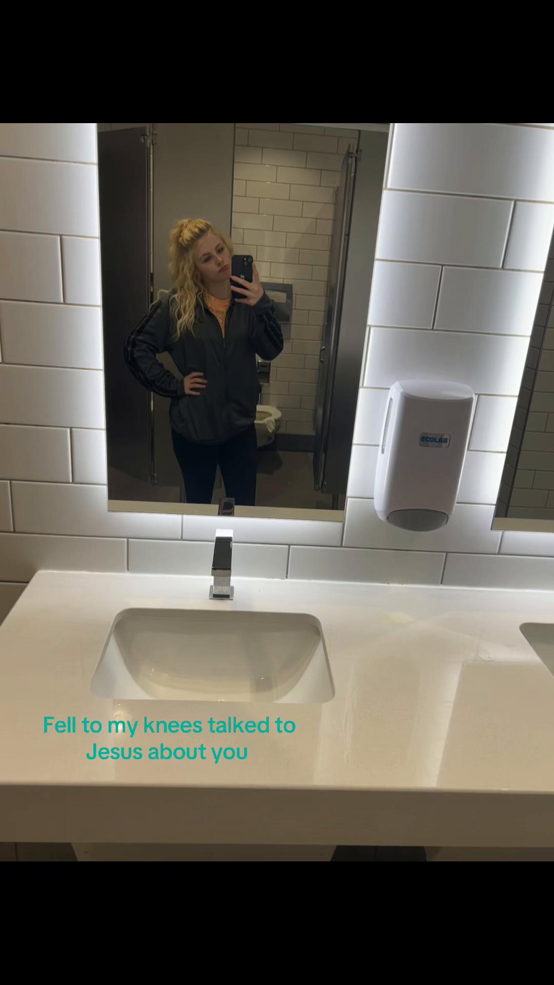 @Leighaaa