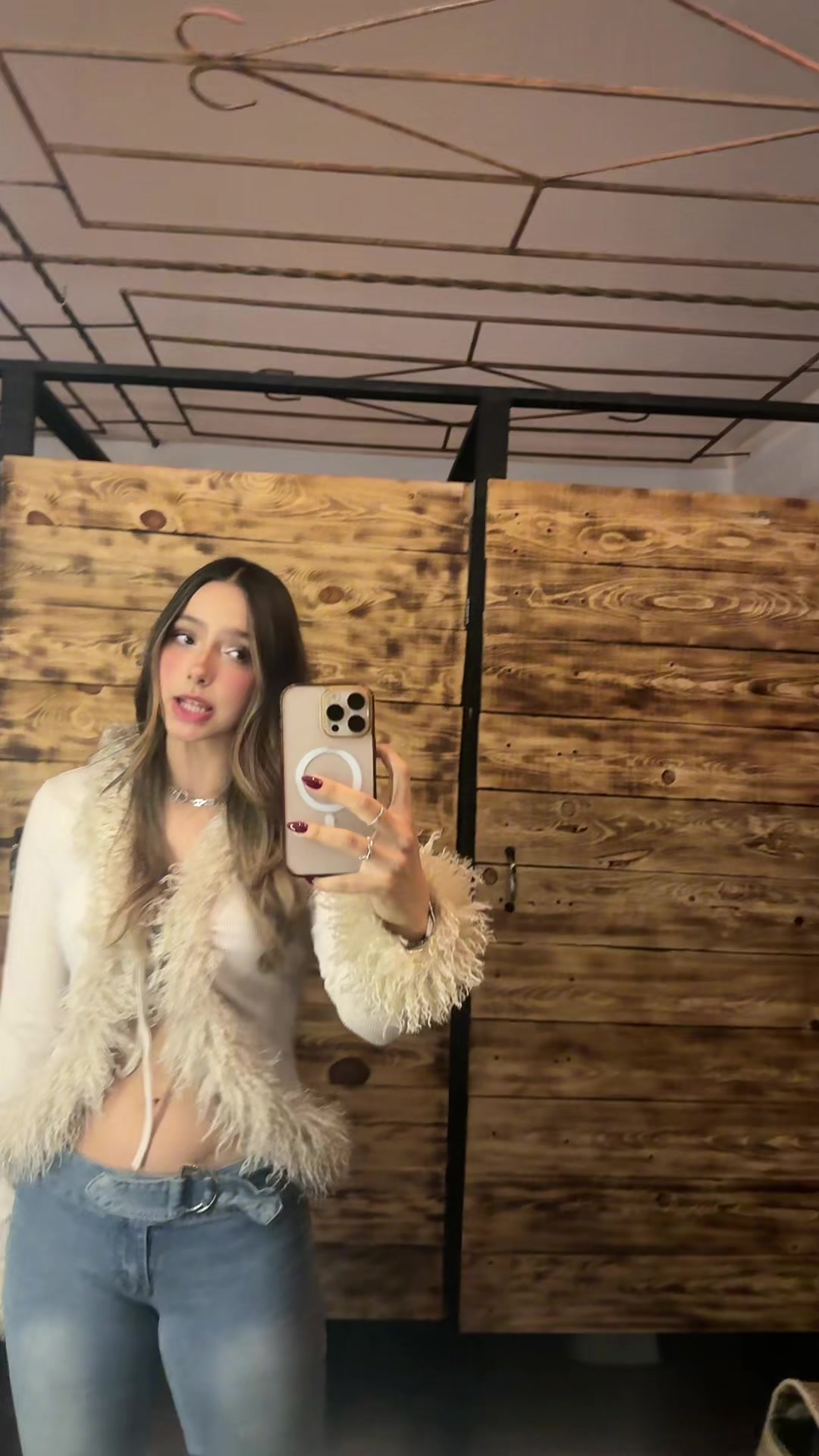 @Isa