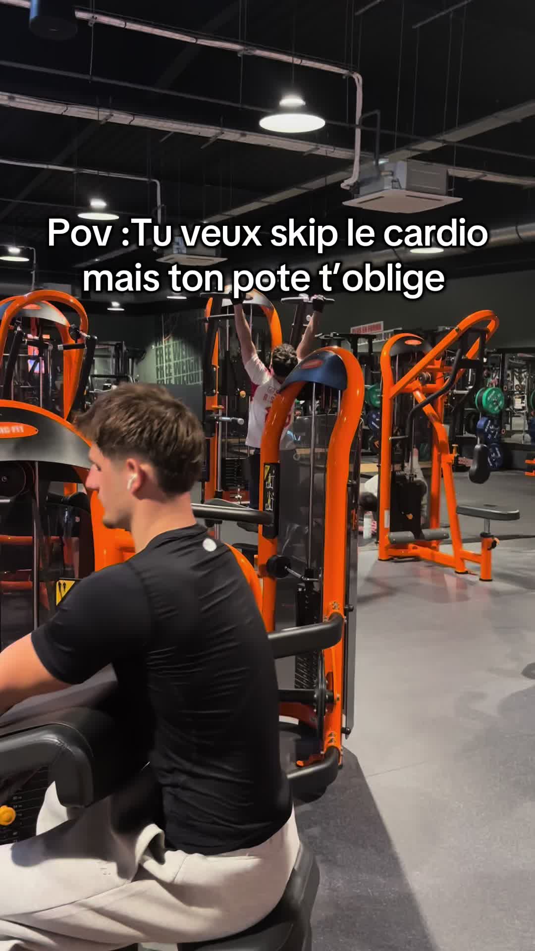 @Axel_bgrd