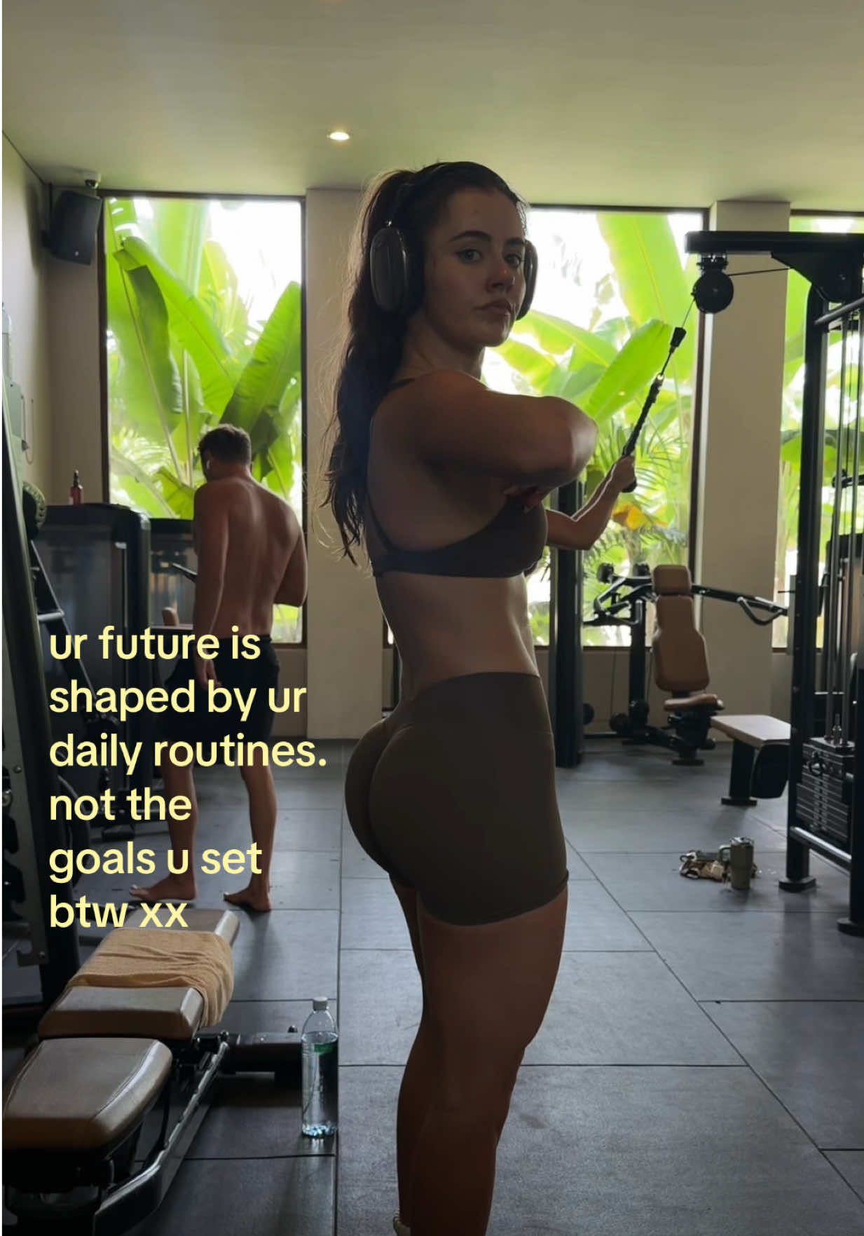 @christina