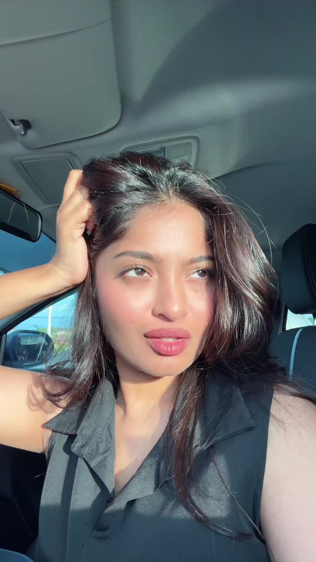 @Venmera Meera